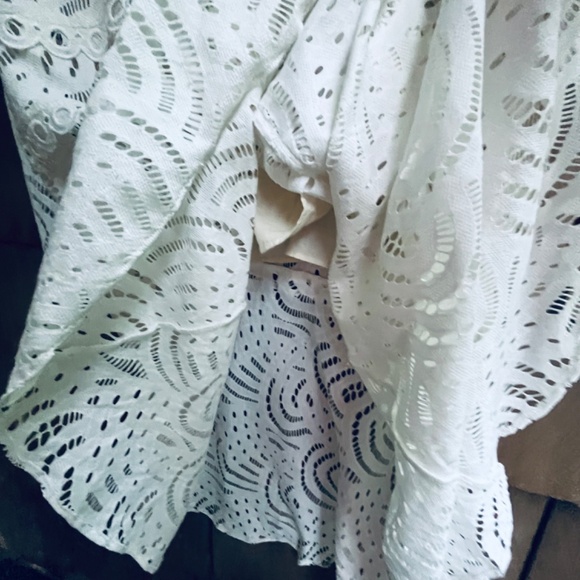 Alionas London Asymmetrical Lace Ivory Midi Dress with Belt on Waist Size L - Picture 16 of 16